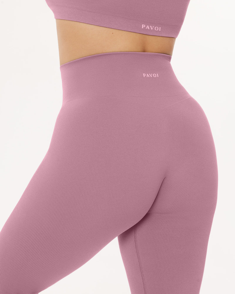 Seamless Ribbed Full-Length High-Waisted Leggings