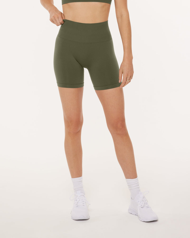 Seamless High-Waisted 6" Butt Lifting Biker Shorts