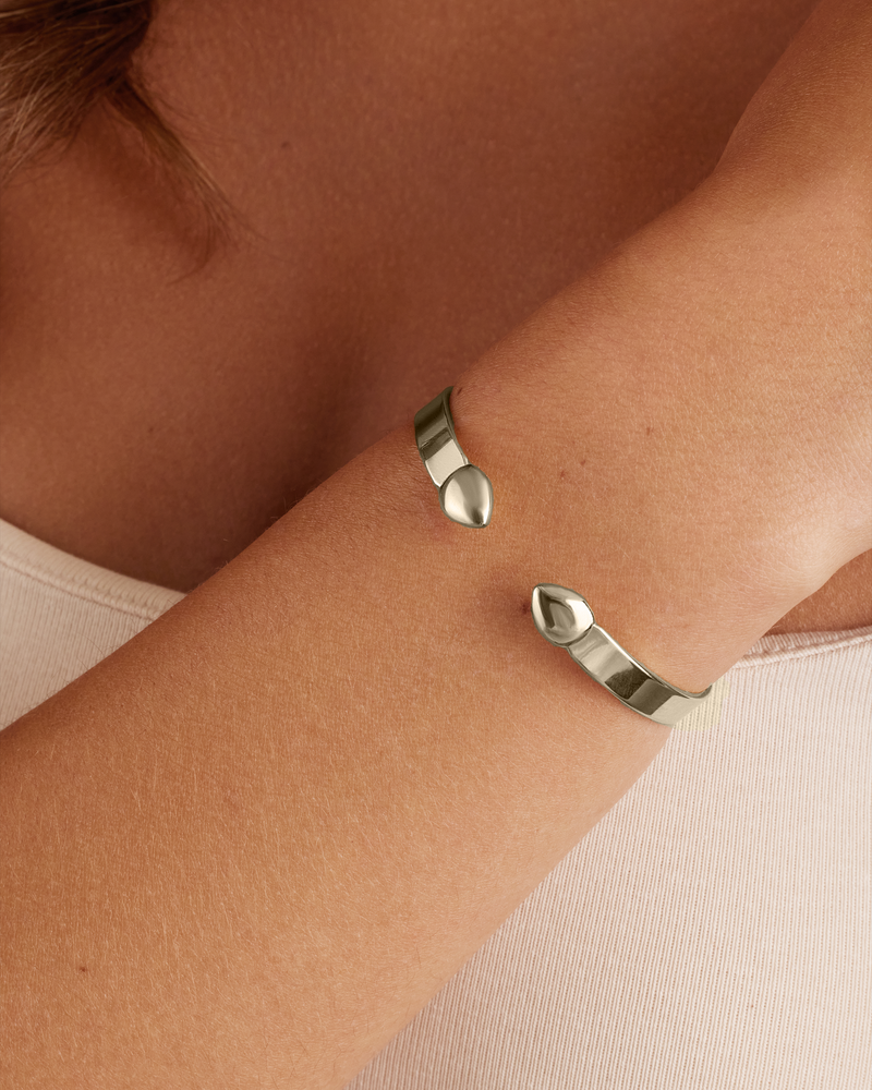 PAVOI - Mantra Cuff Bangle