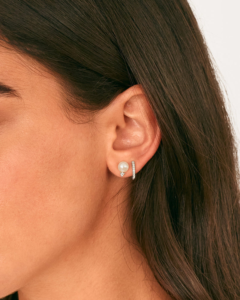 Perla Stud Earrings