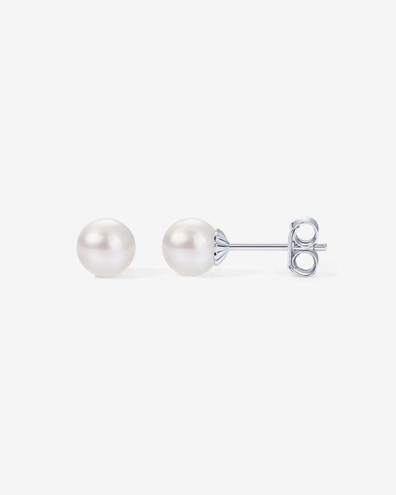 Round White Freshwater Cultured Pearl Earrings