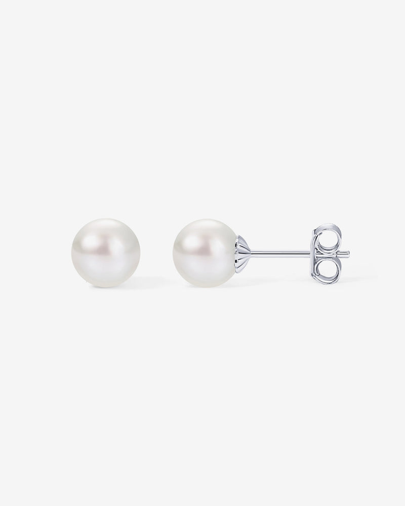 Round White Freshwater Cultured Pearl Earrings