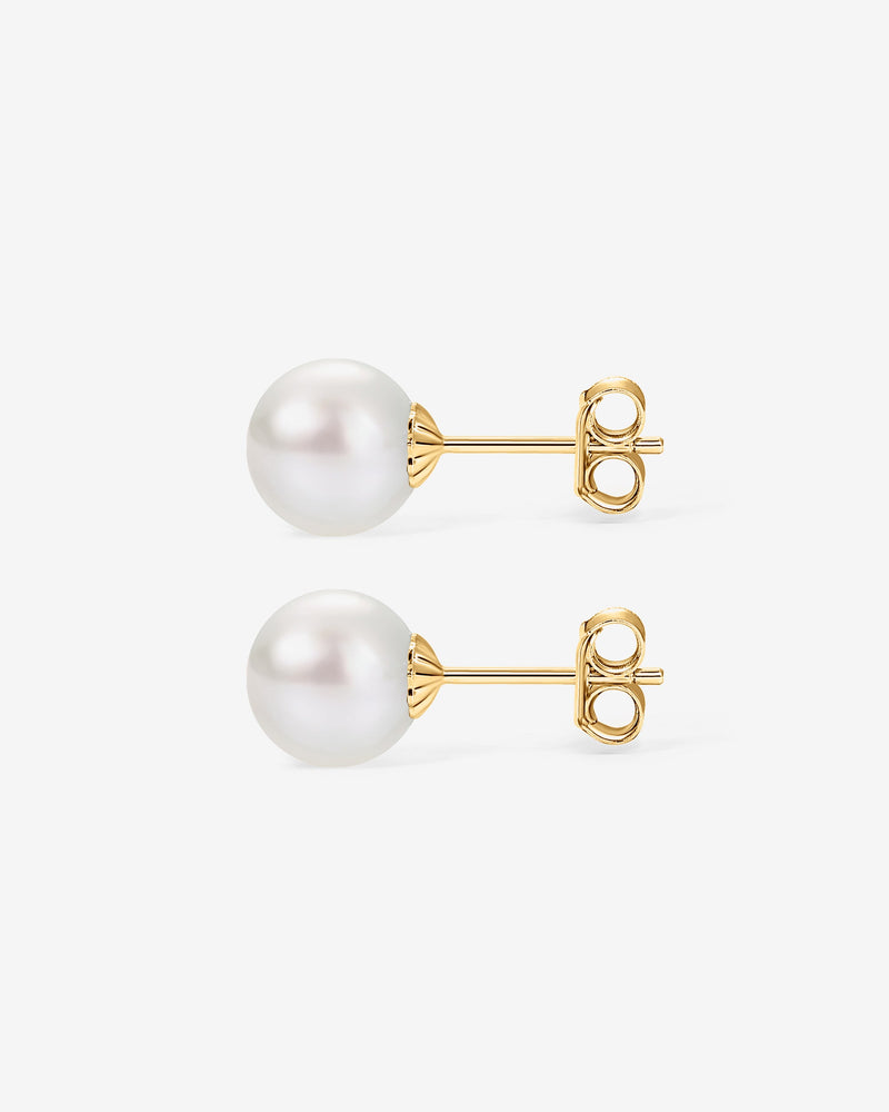 Round White Freshwater Cultured Pearl Earrings