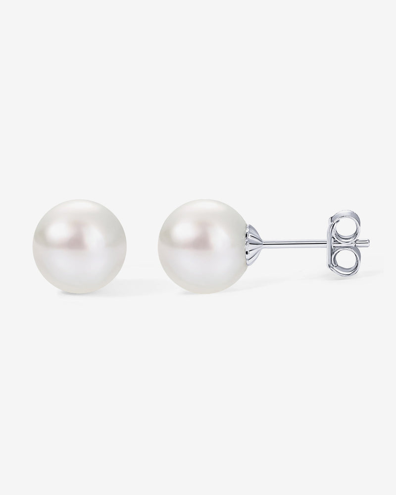 Round White Freshwater Cultured Pearl Earrings