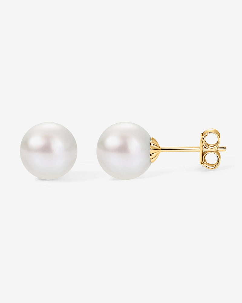 Round White Freshwater Cultured Pearl Earrings