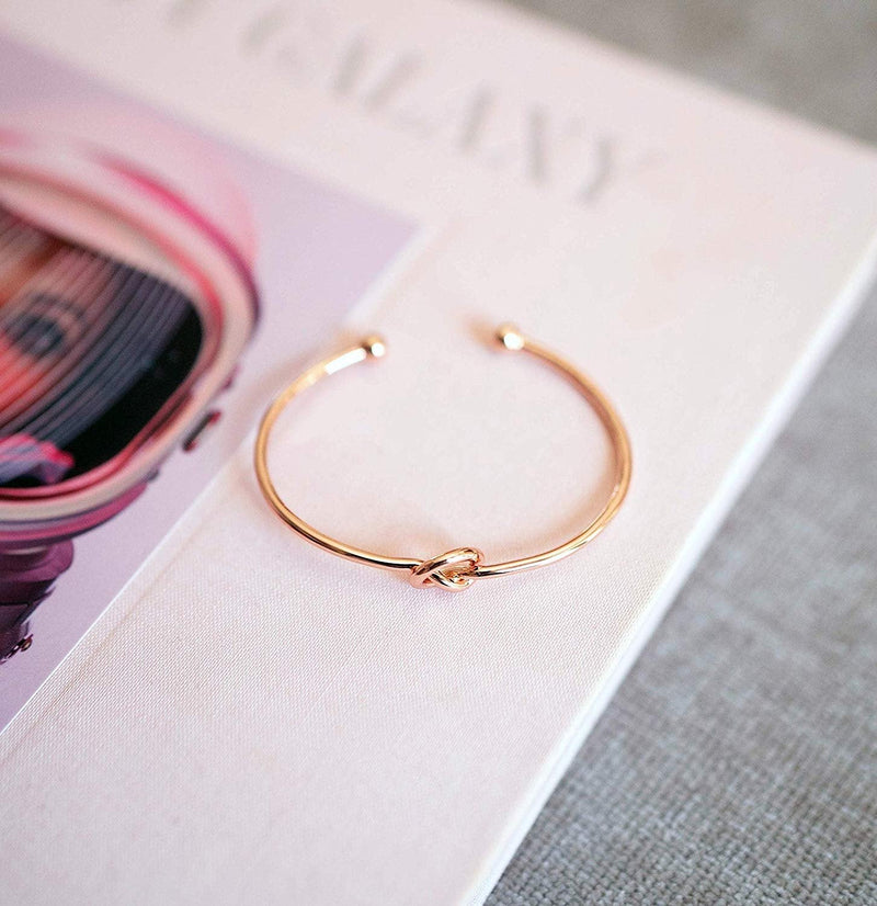 PAVOI - Love Knot Bangle